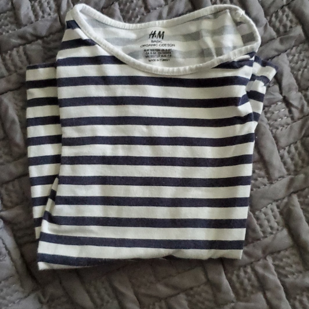 H&M basic cotton 6-8Y